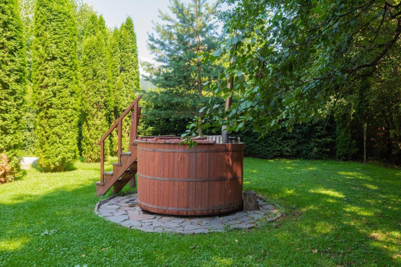 VárLak Sub Cetate Exterior foto